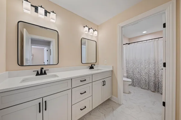 $749,900 | 20411 Woodmar Street, Lowell, IN 46356