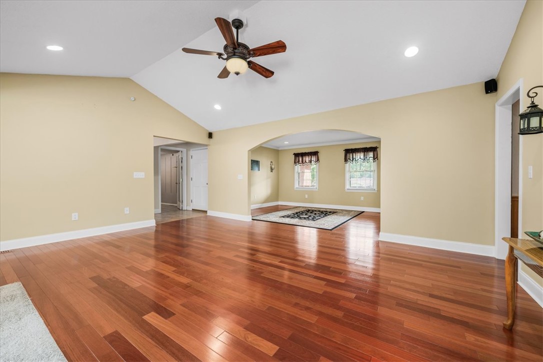 204 Maria Drive Anderson, SC 29625 - Photo 9 of 39