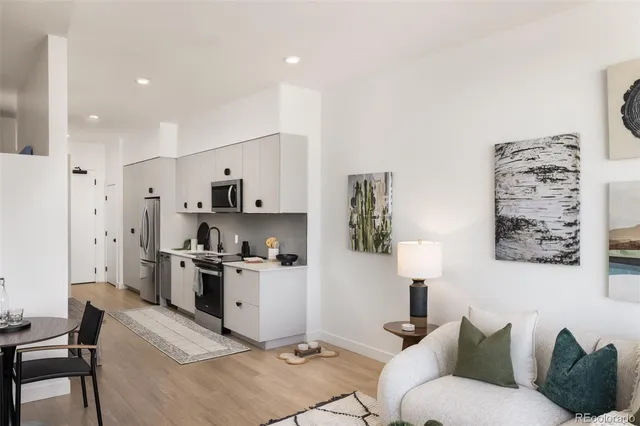 $2,804 | 1521 Hooker Street, Unit 308, Denver, CO 80204