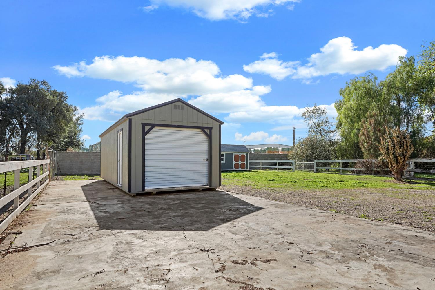 12718 Locke Road Lockeford, CA 95237 - Photo 16 of 43