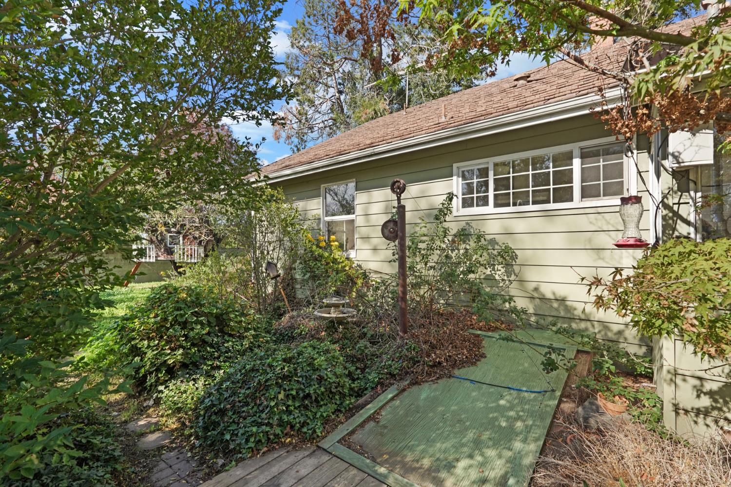 12718 Locke Road Lockeford, CA 95237 - Photo 18 of 43