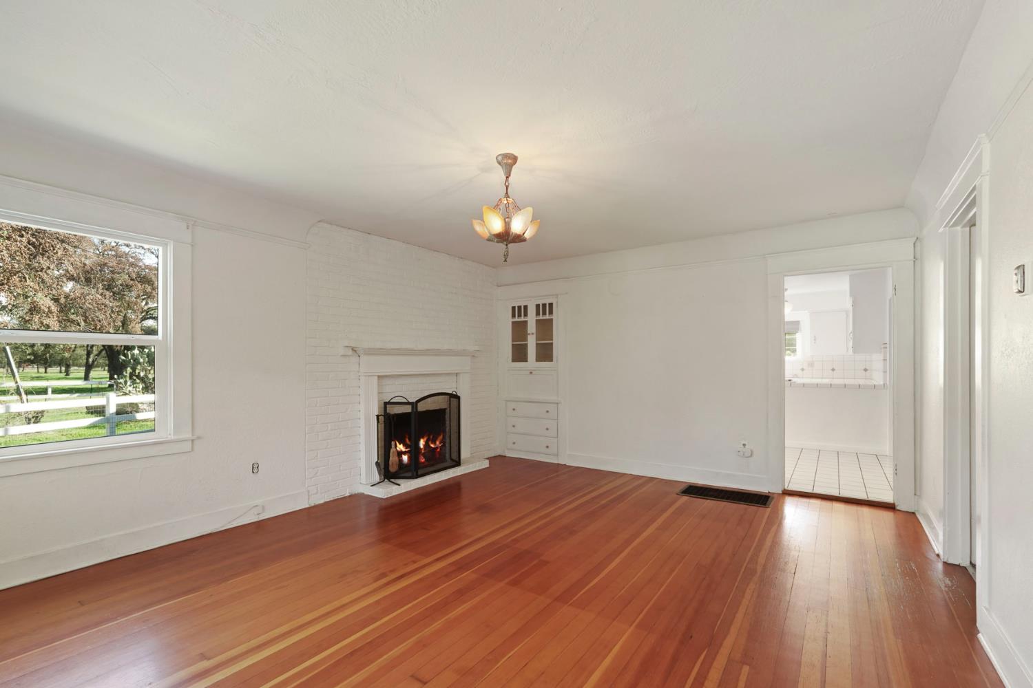 12718 Locke Road Lockeford, CA 95237 - Photo 22 of 43 FIRE IS PHOTOSHOPPED/STAGED