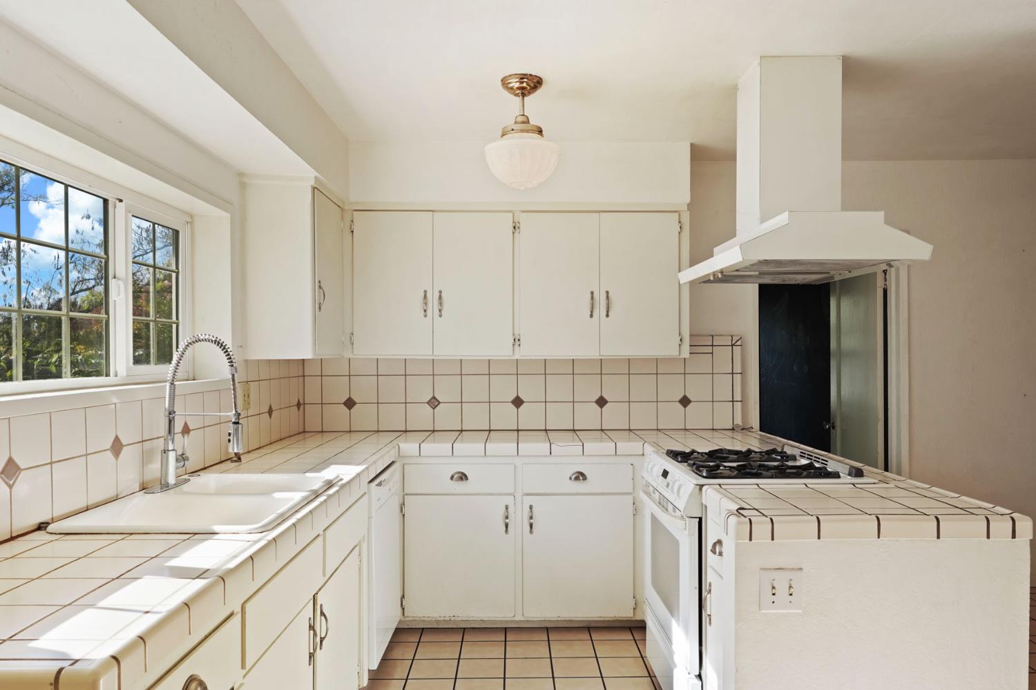 12718 Locke Road Lockeford, CA 95237 - Photo 26 of 43