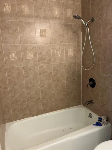 $2,000 | 309 Amherst Avenue, Unit 51, Sarasota, FL 34232