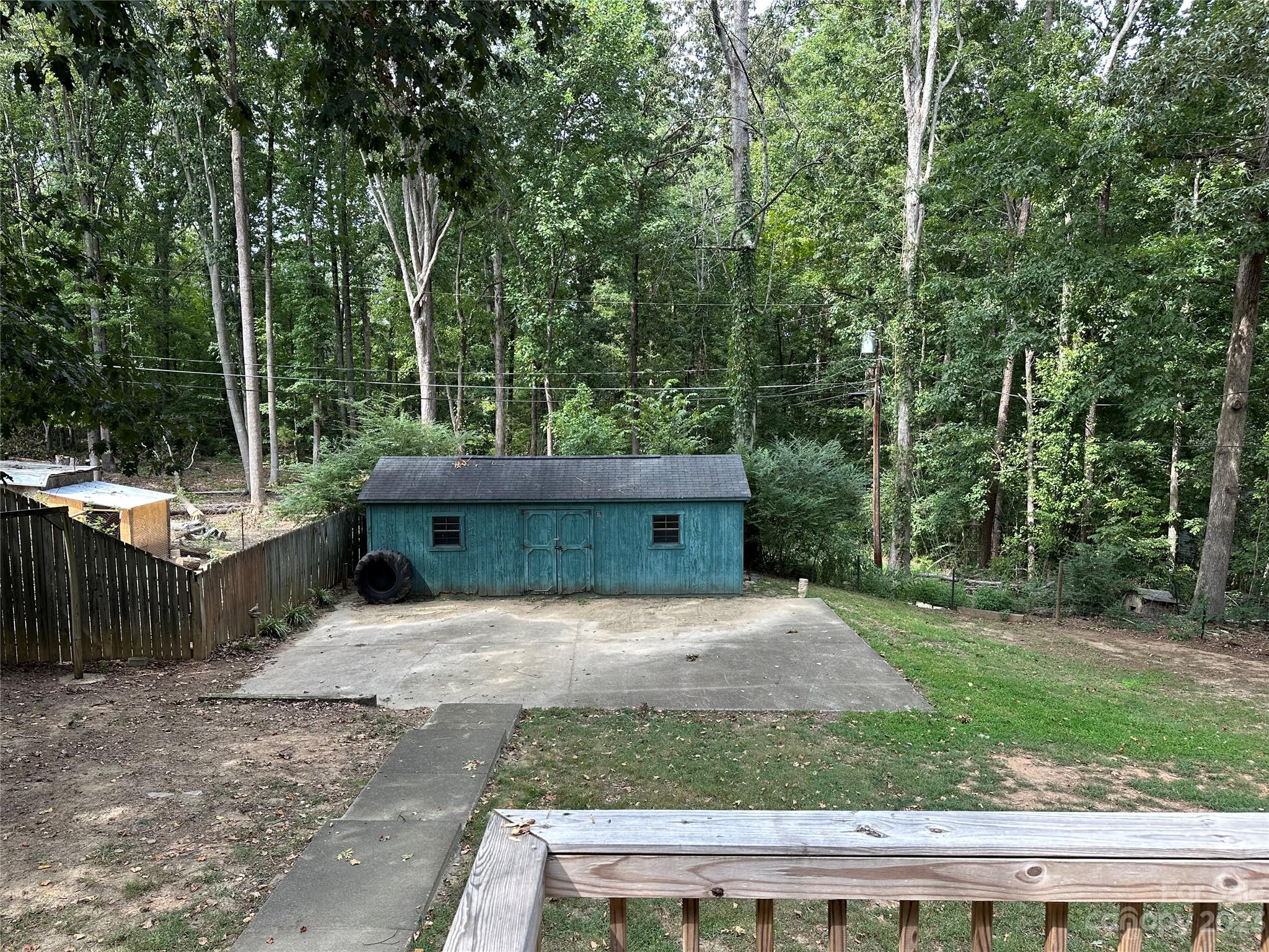 140 Hillside Drive Salisbury, NC 28147 - Photo 24 of 29 a view of small yard with large trees