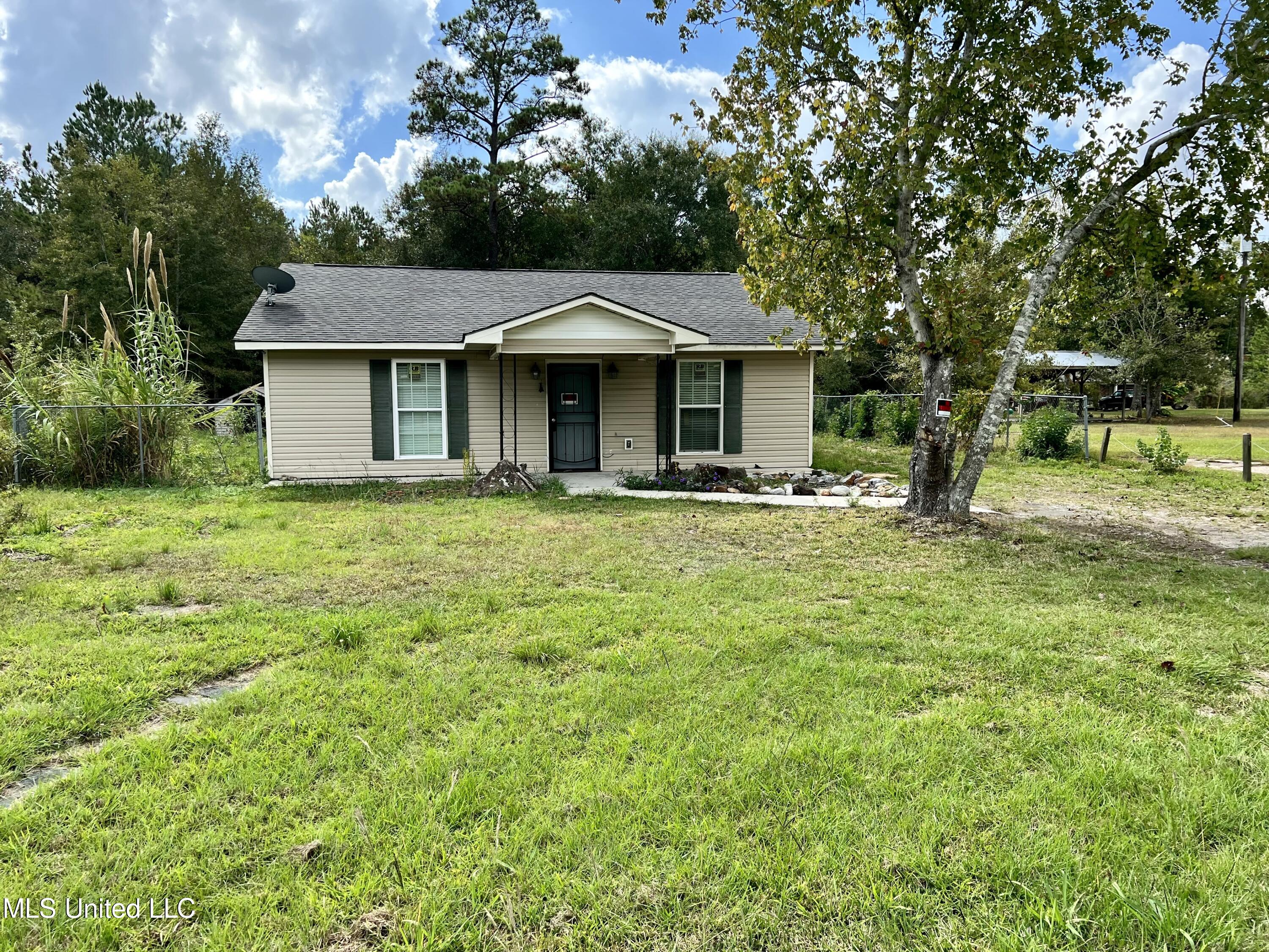 5529 Lower Bay Road Bay St. Louis, MS 39520 - Photo 1 of 9 IMG_1837