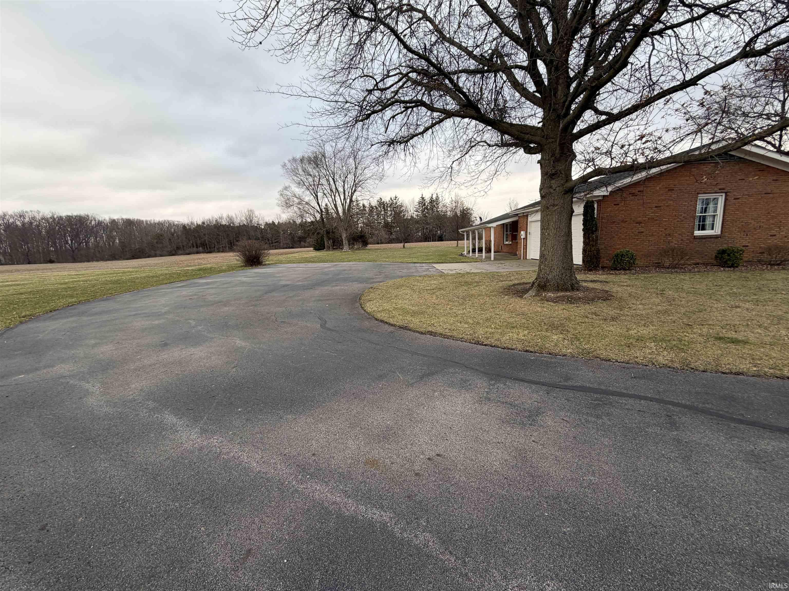 12201 Leo Road Fort Wayne, IN 46845 - Photo 10 of 22 Gallery Image 10