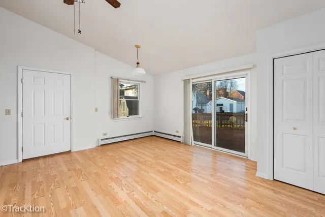 $1,850 | 141 North Garfield Street, Unit 1, Hinckley, IL 60520