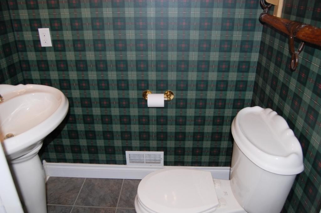 7520 River Ridge Road Canadian Lakes, MI 49346 - Photo 21 of 24 21 half Bath