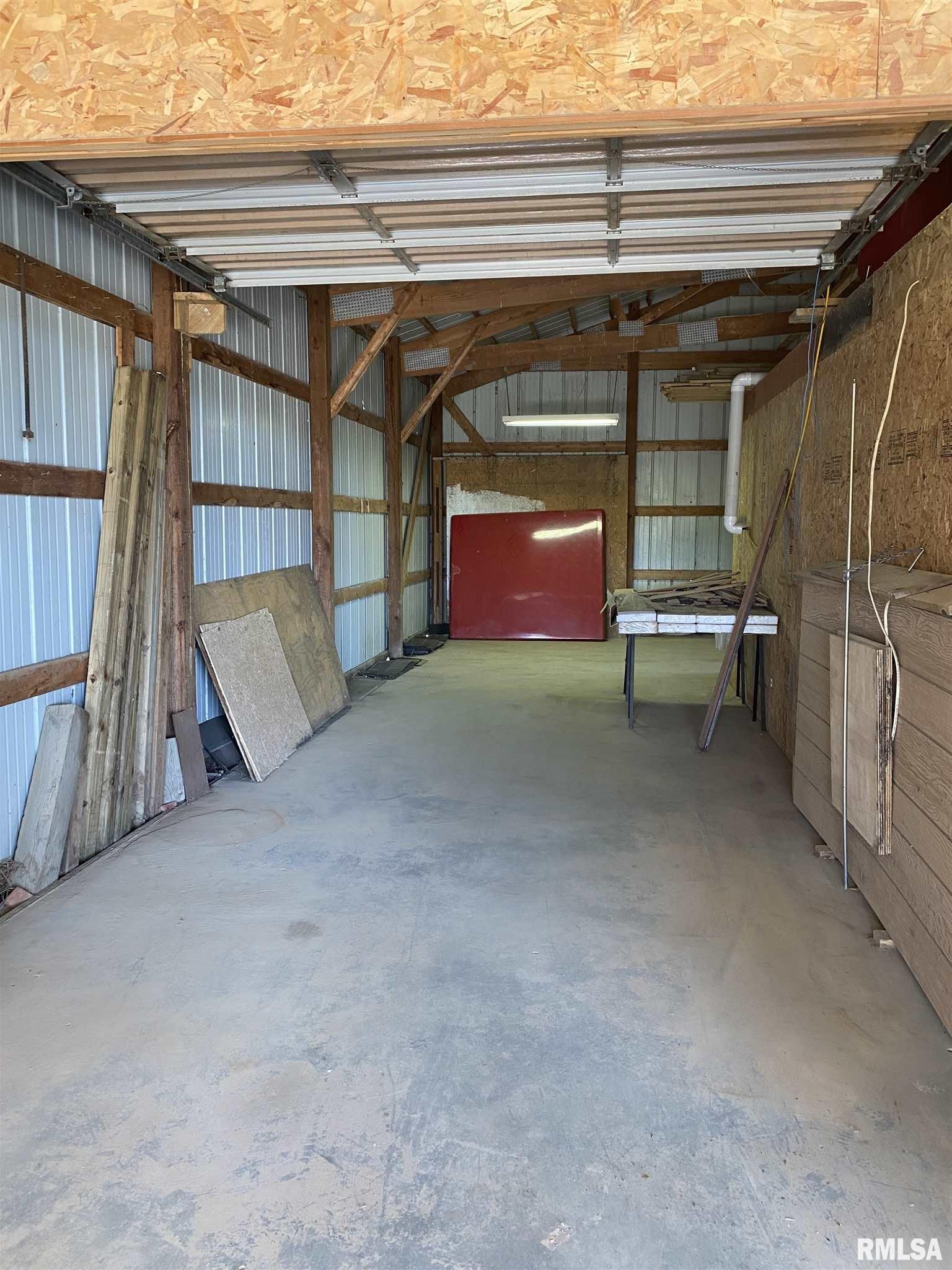 924 Banta Road Lowpoint, IL 61545 - Photo 28 of 30