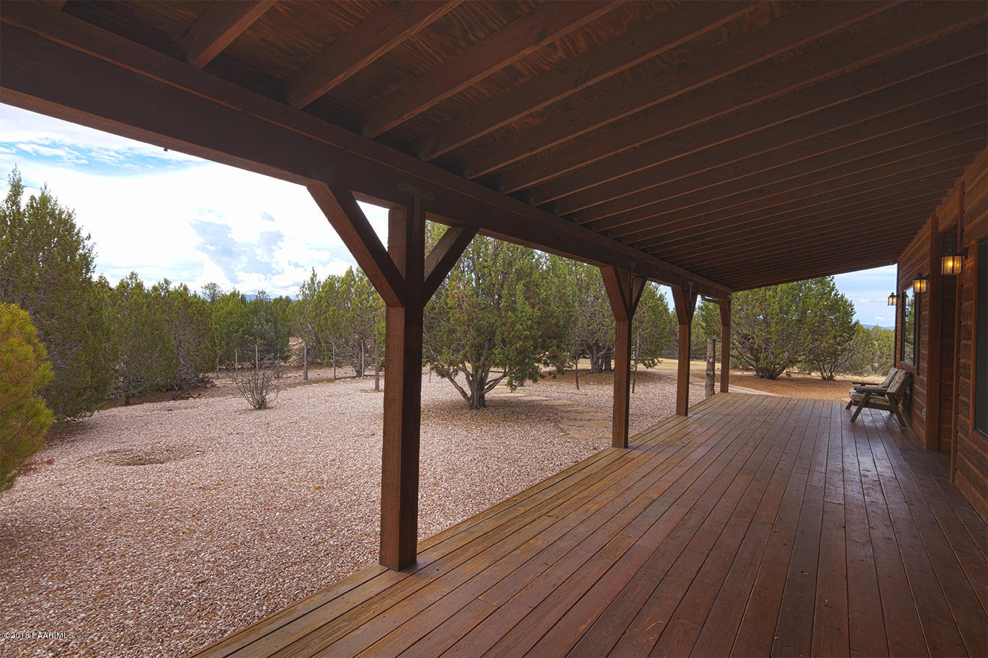 7600 Dillon Wash Road Prescott, AZ 86305 - Photo 4 of 35 a view of a porch