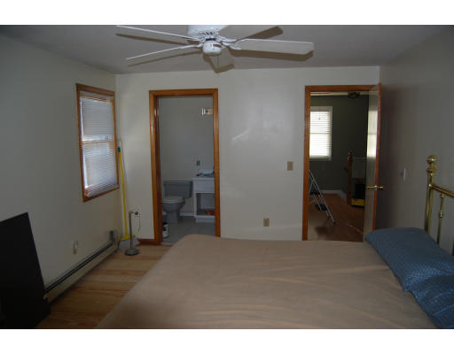 7 Dinahs Way Wareham, MA 02571 - Photo 6 of 9 Gallery Image 6