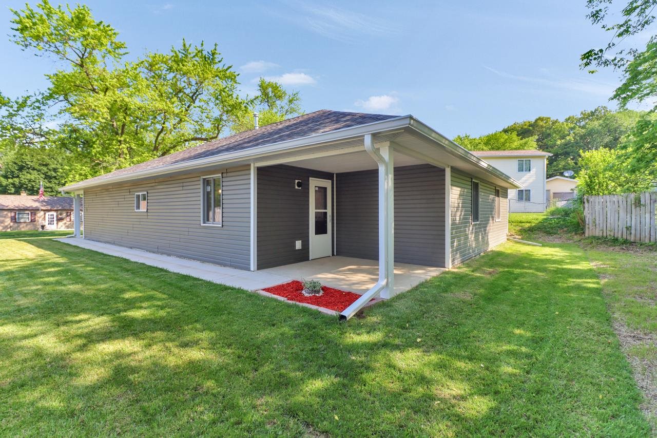 103 Algonquin Road Marquette Heights, IL 61554 - Photo 5 of 36 Gallery Image 5