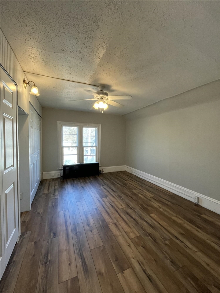 12 Indiana Avenue Southwest Grand Rapids, MI 49504 - Photo 11 of 12