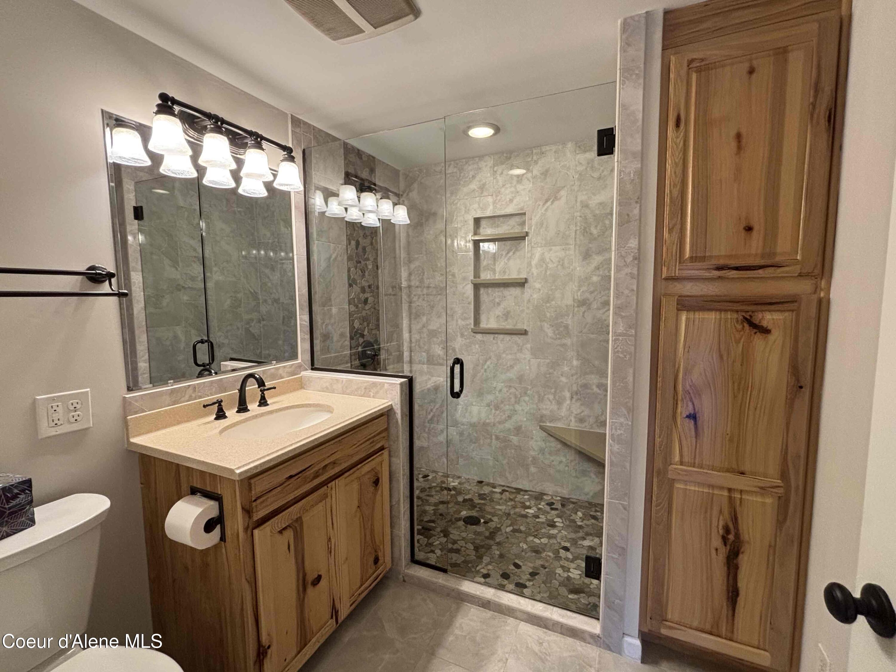 118 Walsh Way Sandpoint, ID 83864 - Photo 21 of 46 beautiful shower