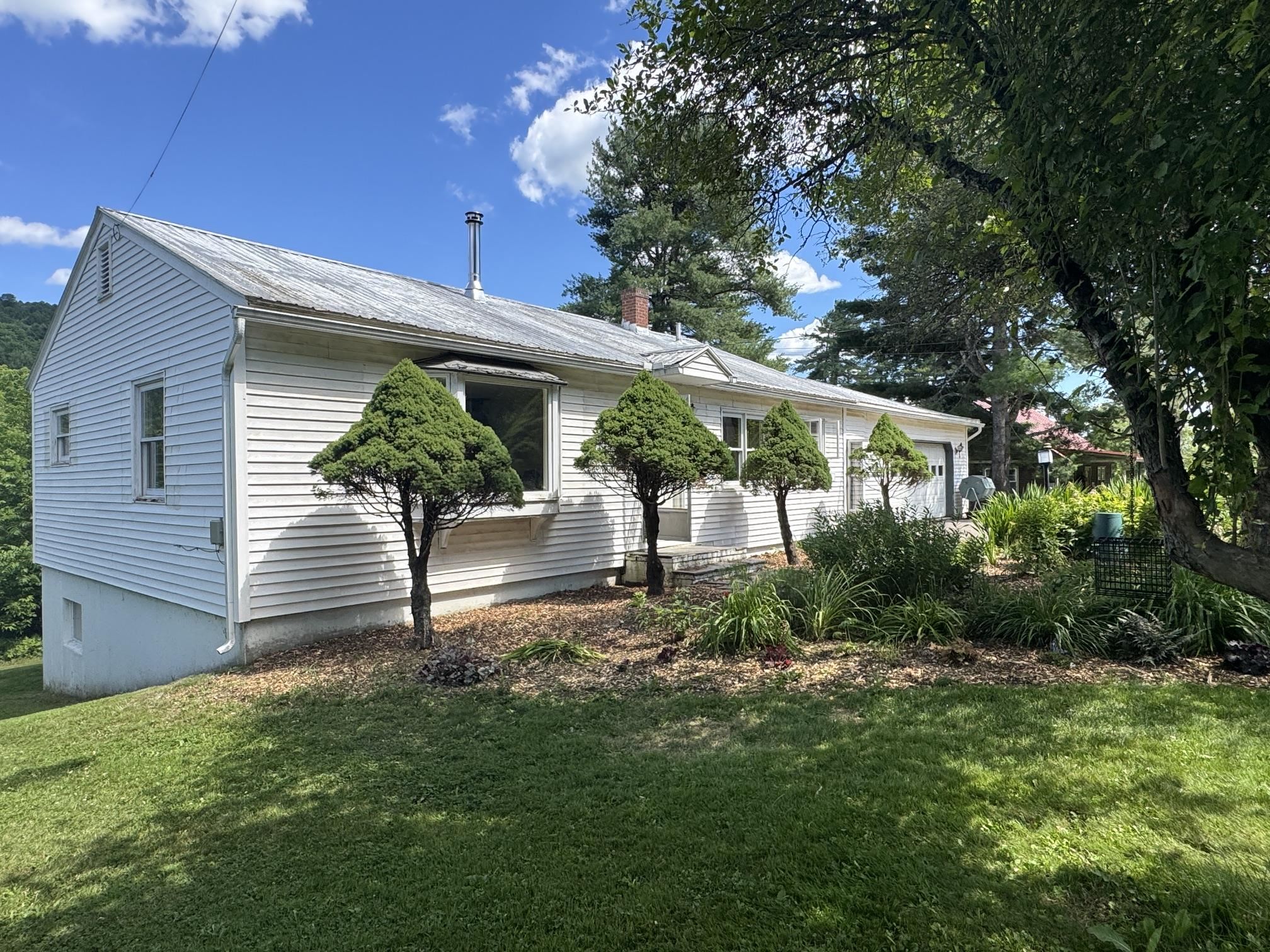 663 Elm Street Montpelier, VT 05602 - Photo 5 of 56