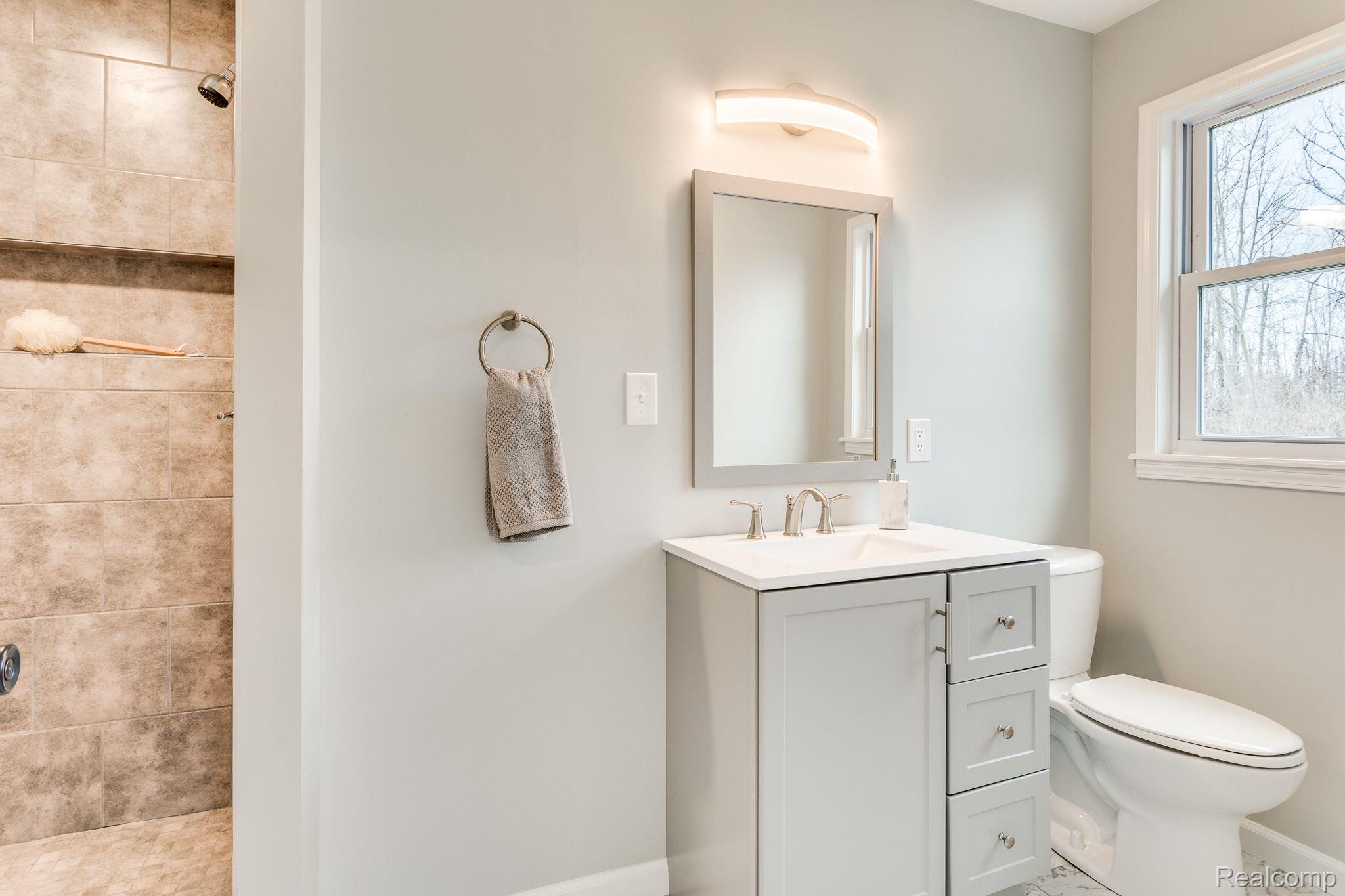 6140 State Road Fort Gratiot, MI 48059 - Photo 15 of 53 Gallery Image 15