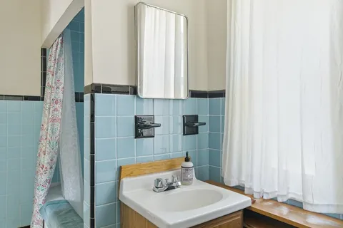 $849,000 | 8 Parker Place, Somerville, MA 02143