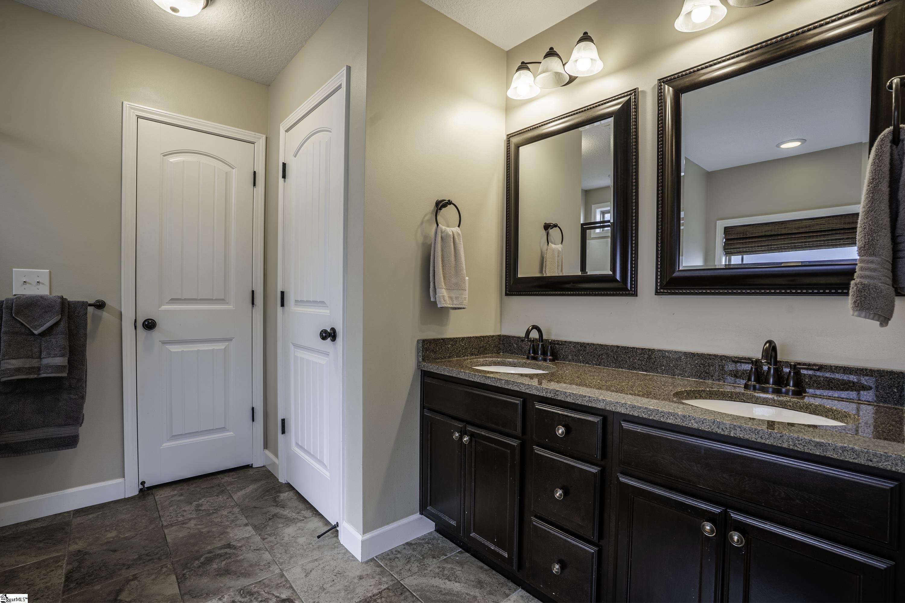 203 Medoc Lane Moore, SC 29369 - Photo 17 of 43