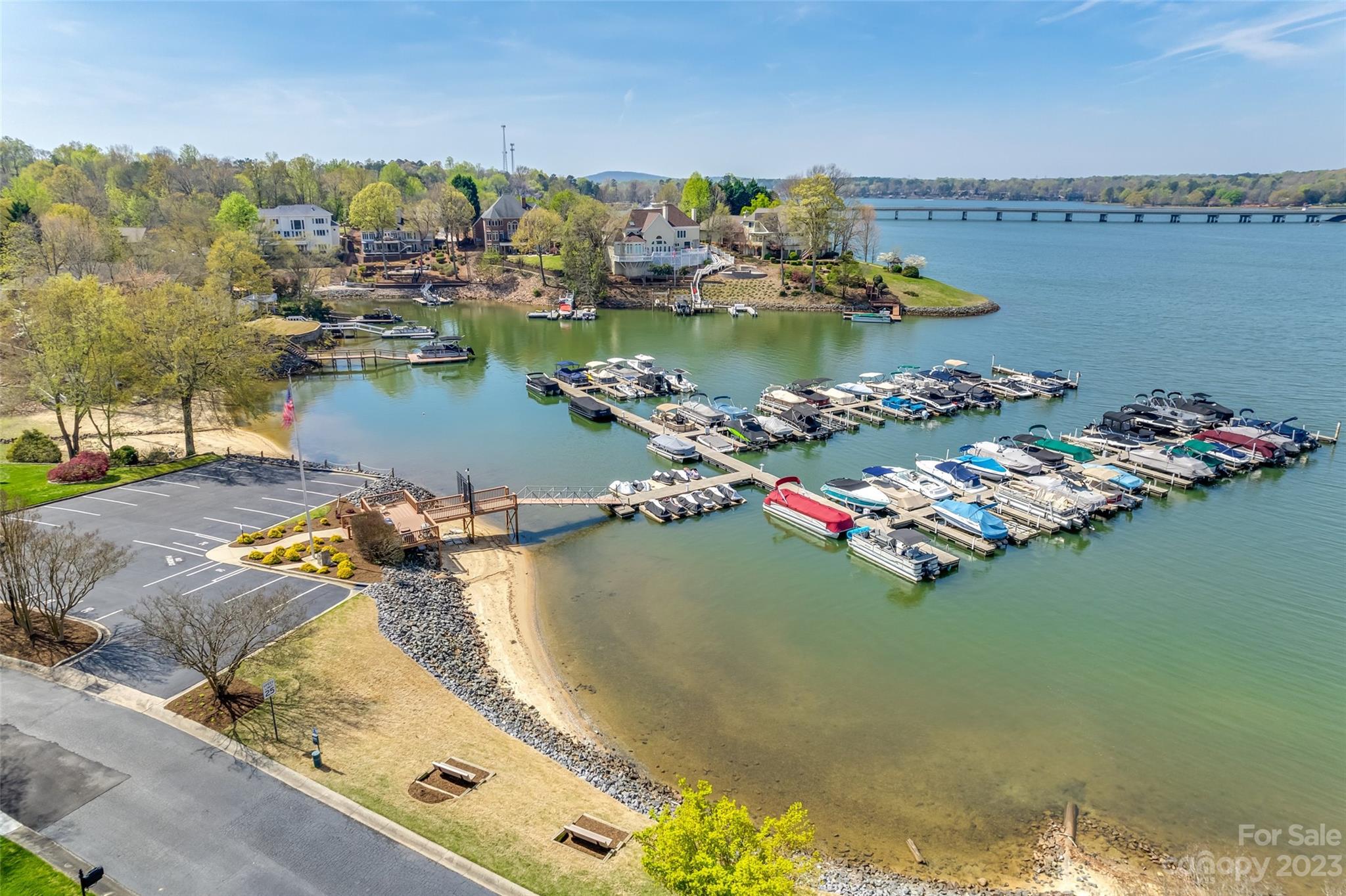 16420 Woolwine Road Charlotte, NC 28278 - Photo 38 of 41 an aerial view of a residential houses with outdoor space