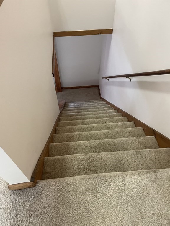 811 Washington Street, Unit 9 Pembroke, MA 02359 - Photo 9 of 10 a view of entryway