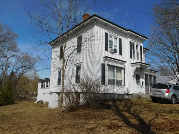 $235,000 | 37 Elm Street, Skowhegan, ME 04976