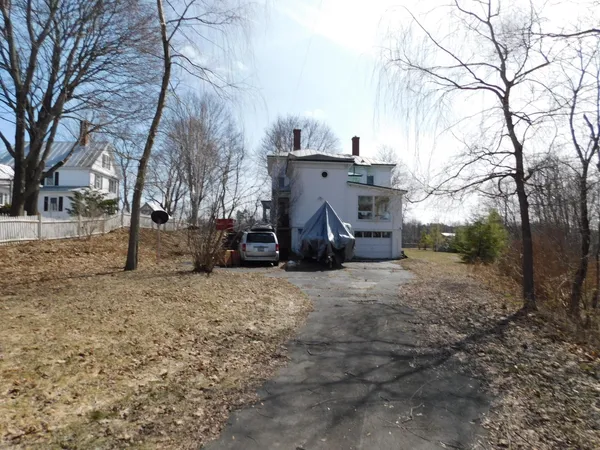 $235,000 | 37 Elm Street, Skowhegan, ME 04976