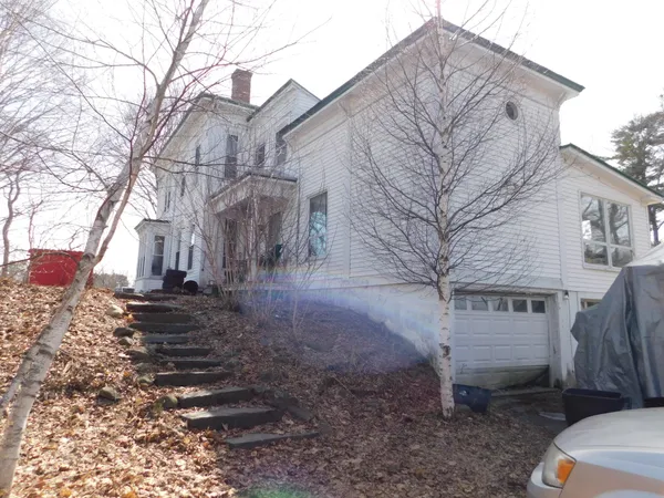 $235,000 | 37 Elm Street, Skowhegan, ME 04976