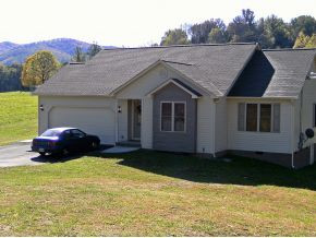 147 Jim Elliott Road Elizabethton, TN 37643 - Photo 2 of 12 Front of Home