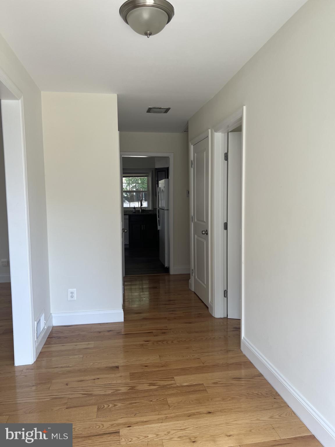 9708 Dameron Drive Silver Spring, MD 20910 - Photo 4 of 27