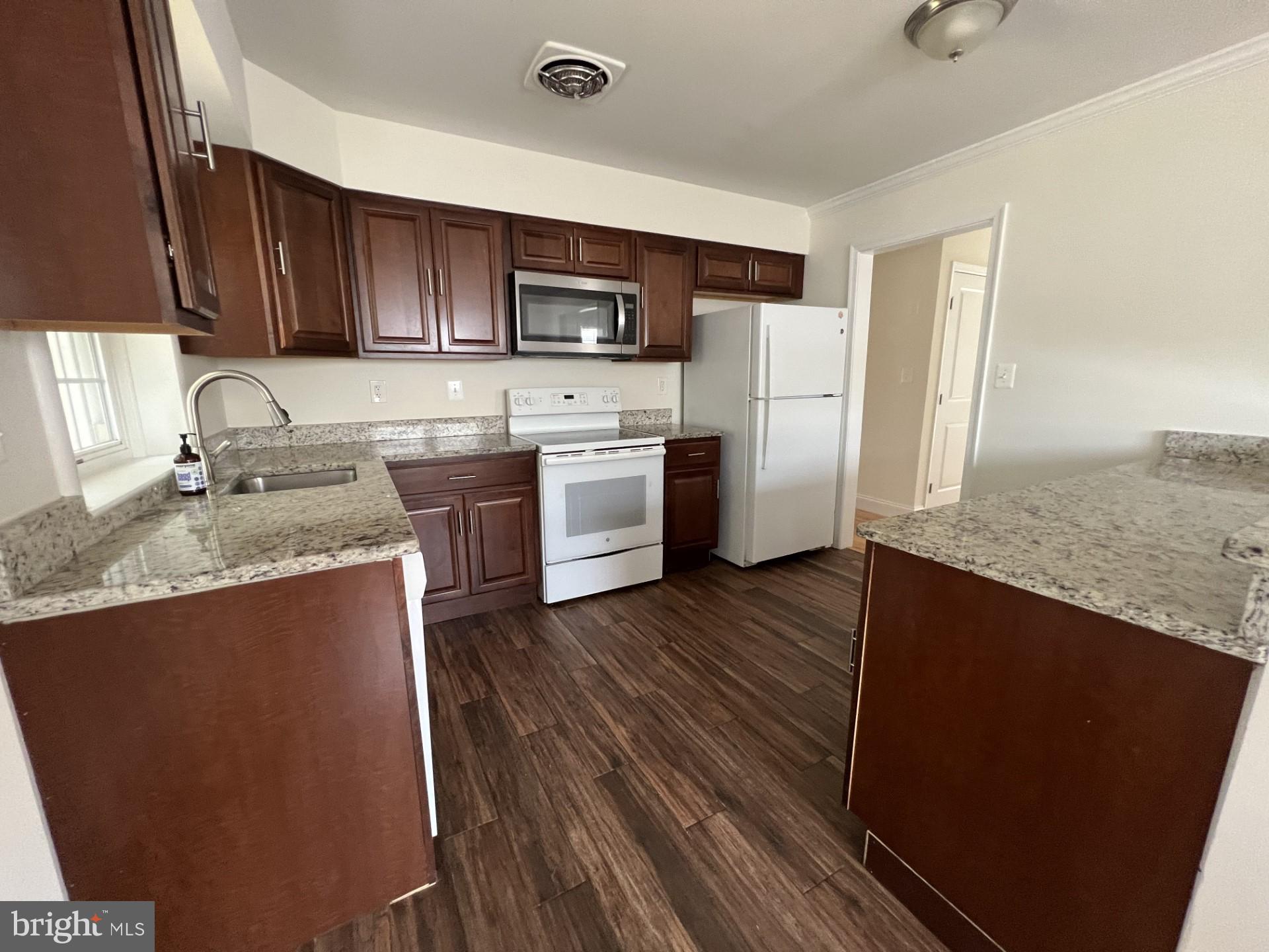 9708 Dameron Drive Silver Spring, MD 20910 - Photo 8 of 27