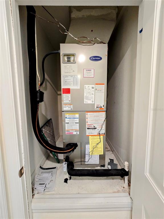 17101 Water Spring Boulevard Winter Garden, FL 34787 - Photo 19 of 29 a room with gym equipment