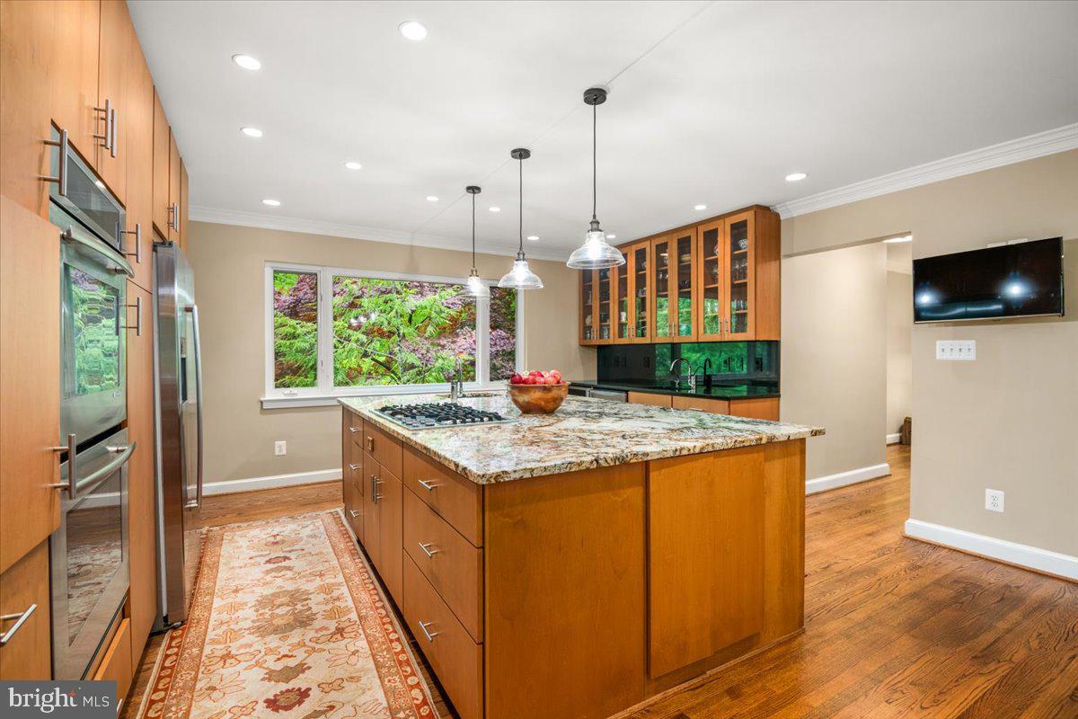 325 Beverley Drive Alexandria, VA 22305 - Photo 4 of 73