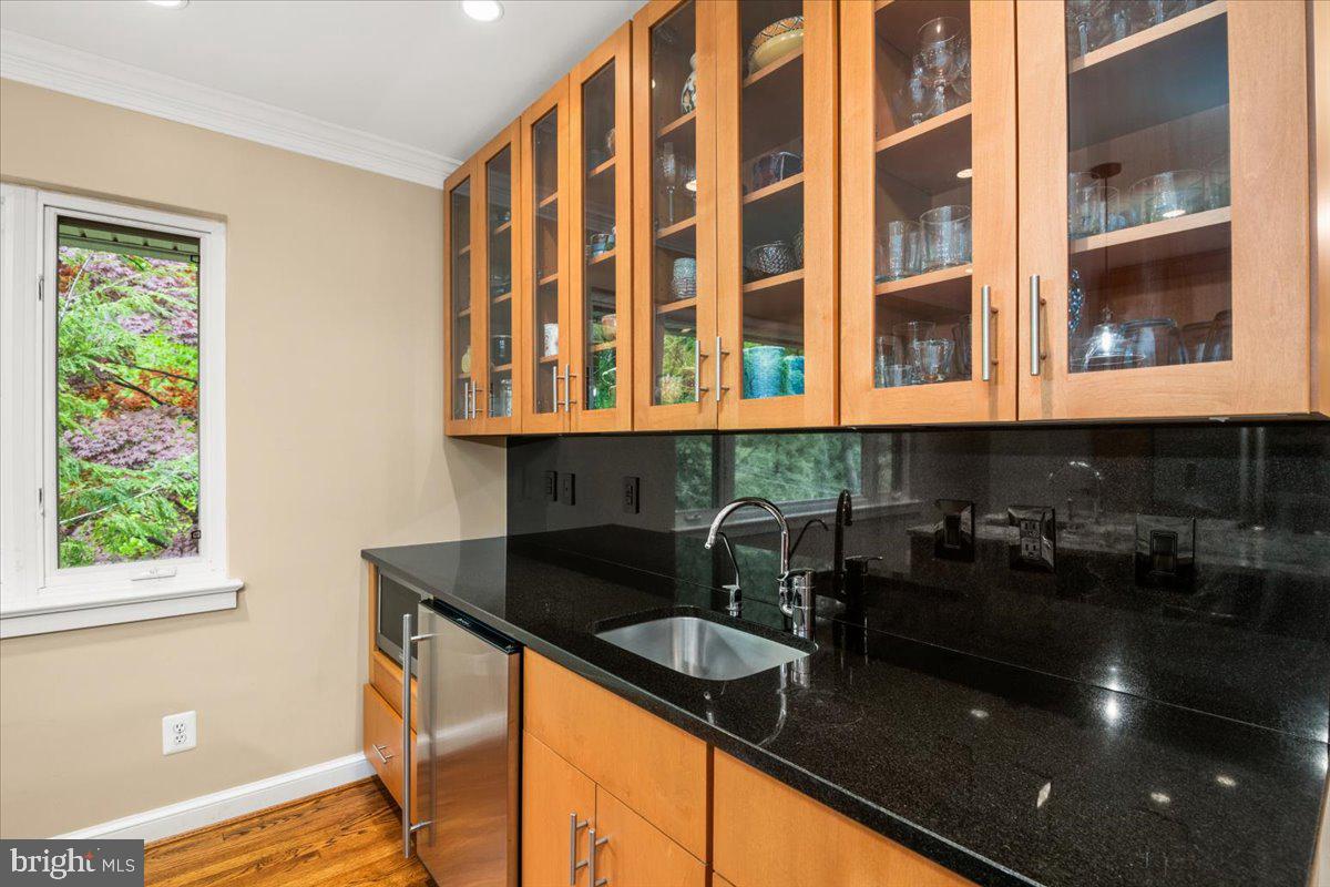 325 Beverley Drive Alexandria, VA 22305 - Photo 47 of 73