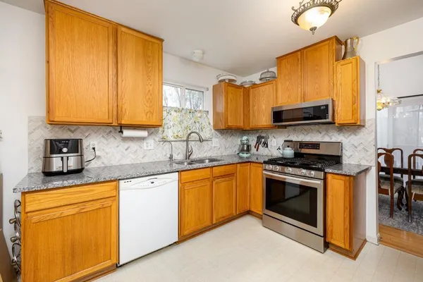 $540,000 | 3339 Elsinore Court, Ann Arbor, MI 48105