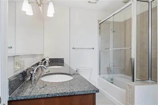 $2,995 | 44 Peachtree Place Northeast, Unit 424, Atlanta, GA 30309