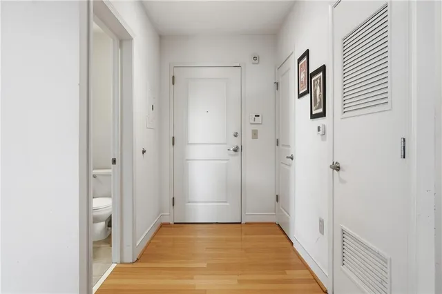 $2,995 | 44 Peachtree Place Northeast, Unit 424, Atlanta, GA 30309