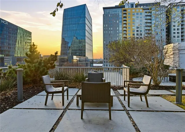 $2,995 | 44 Peachtree Place Northeast, Unit 424, Atlanta, GA 30309