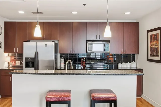 $2,995 | 44 Peachtree Place Northeast, Unit 424, Atlanta, GA 30309