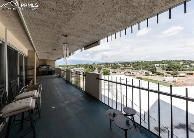 $155,000 | 411 Lakewood Circle, Unit C404, Colorado Springs, CO 80910