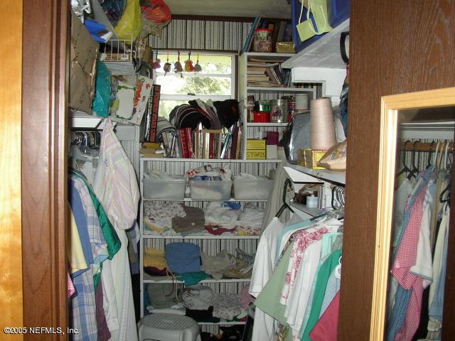 555 Nightingale Street Keystone Heights, FL 32656 - Photo 9 of 11 a view of water heater room