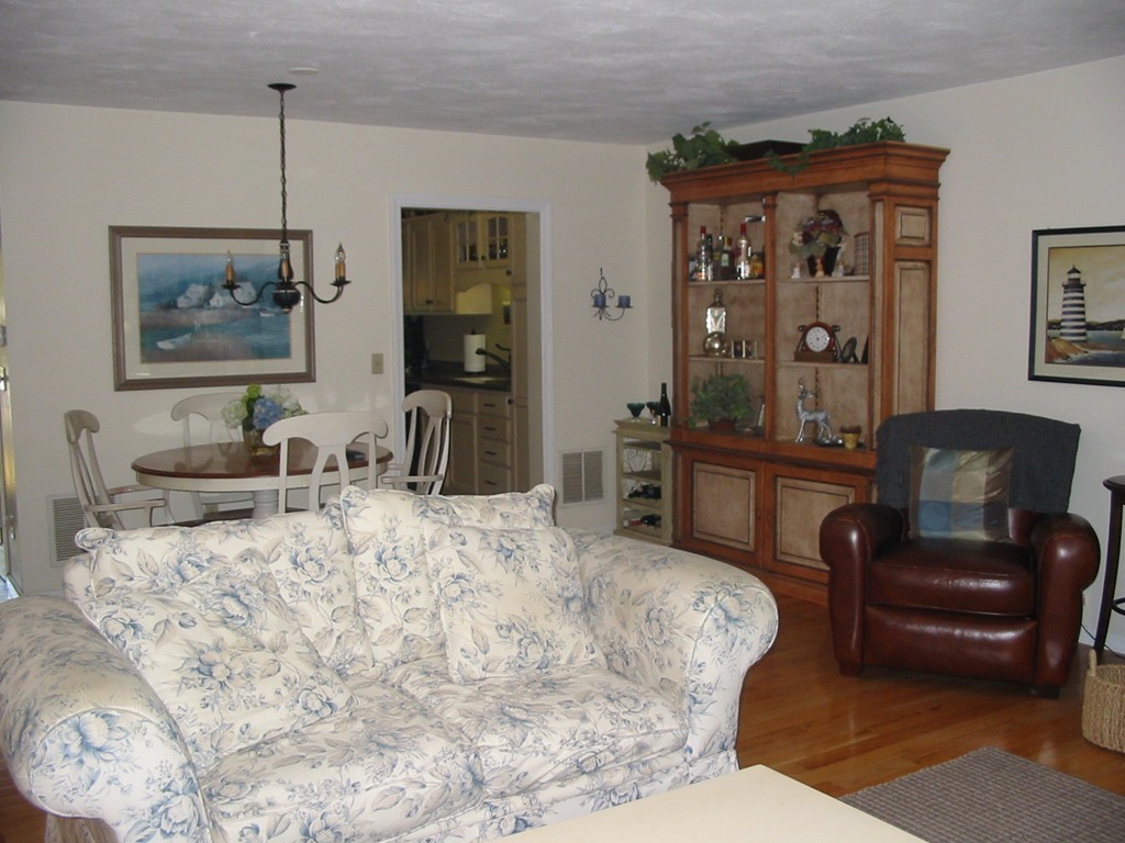 14 Stall Brook Road, Unit 14 Milford, MA 01757 - Photo 8 of 20 Gallery Image 8