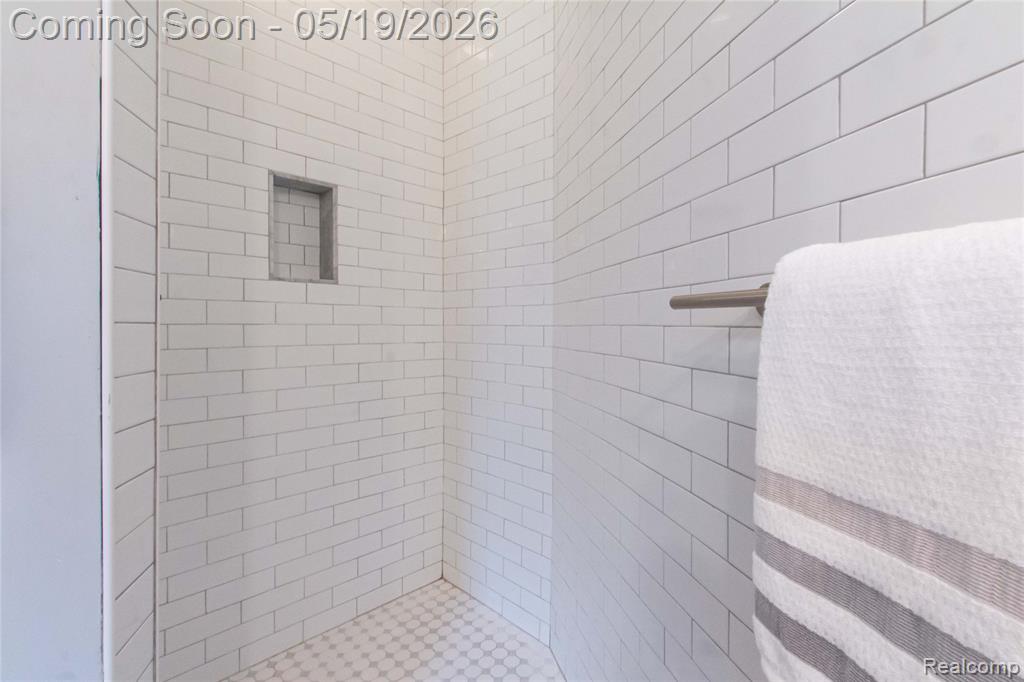 4468 3rd Avenue, Unit LOWR Detroit, MI 48201 - Photo 20 of 34