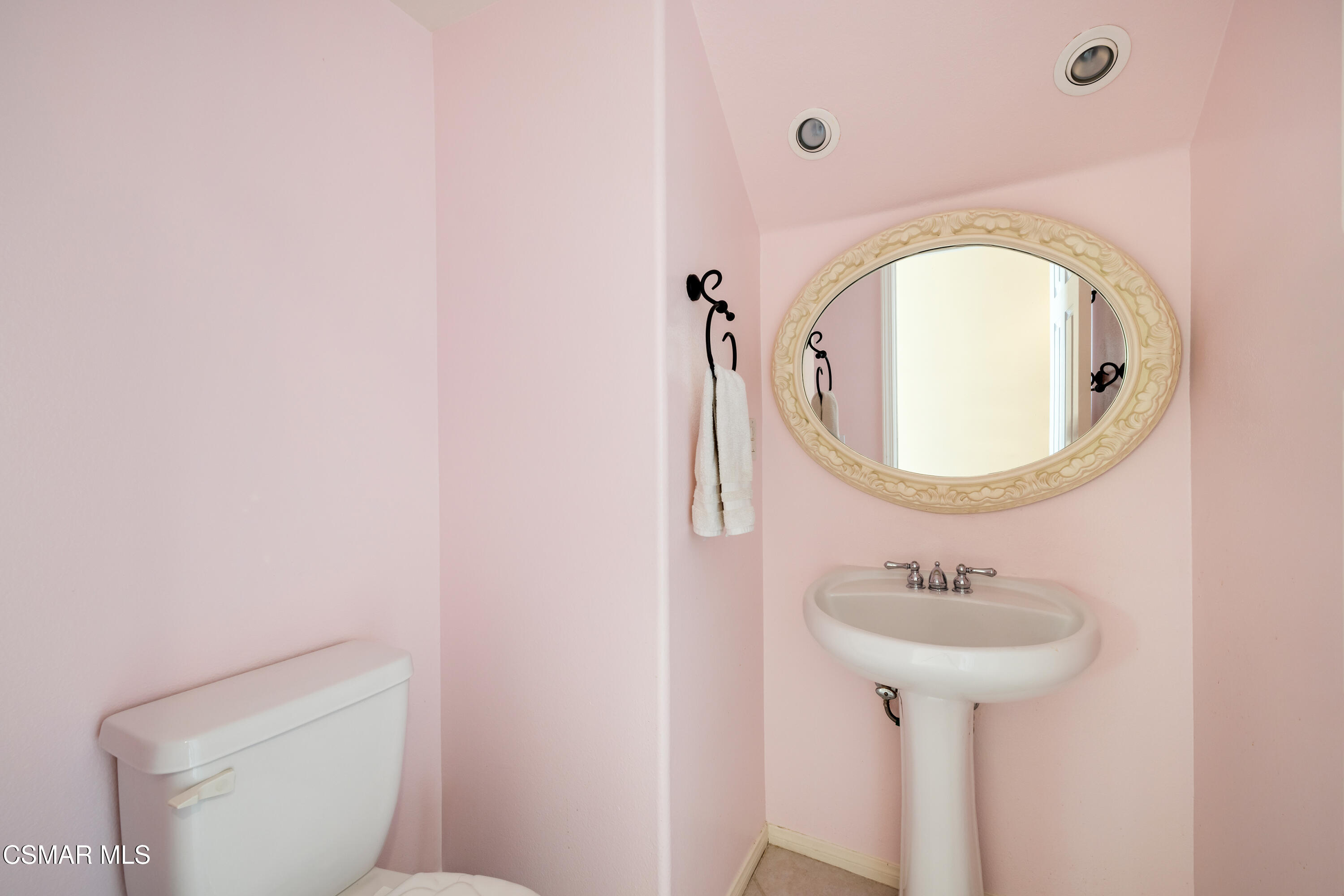 5657 Pansy Street Simi Valley, CA 93063 - Photo 14 of 32 Pansy15