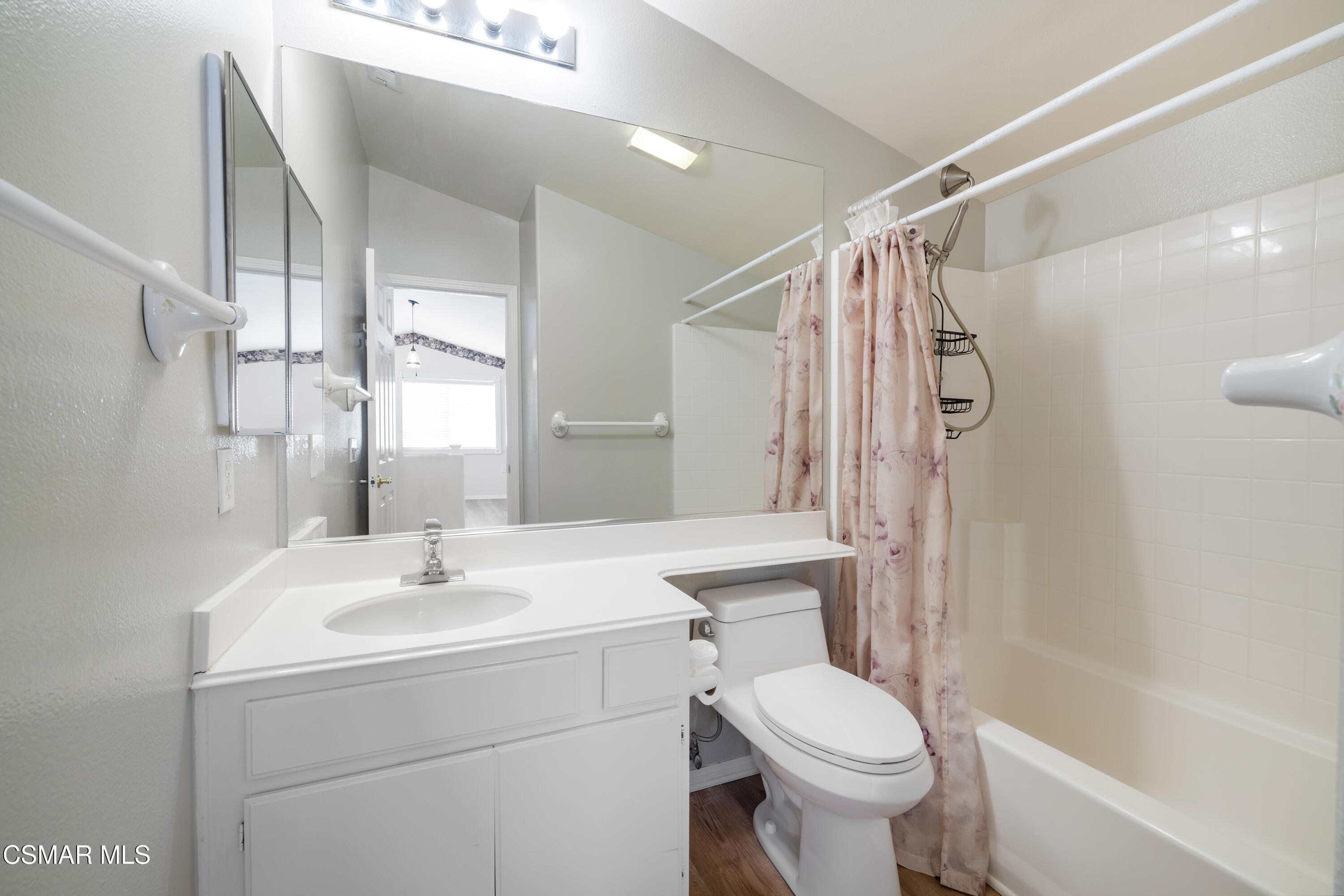 5657 Pansy Street Simi Valley, CA 93063 - Photo 22 of 32 Pansy24