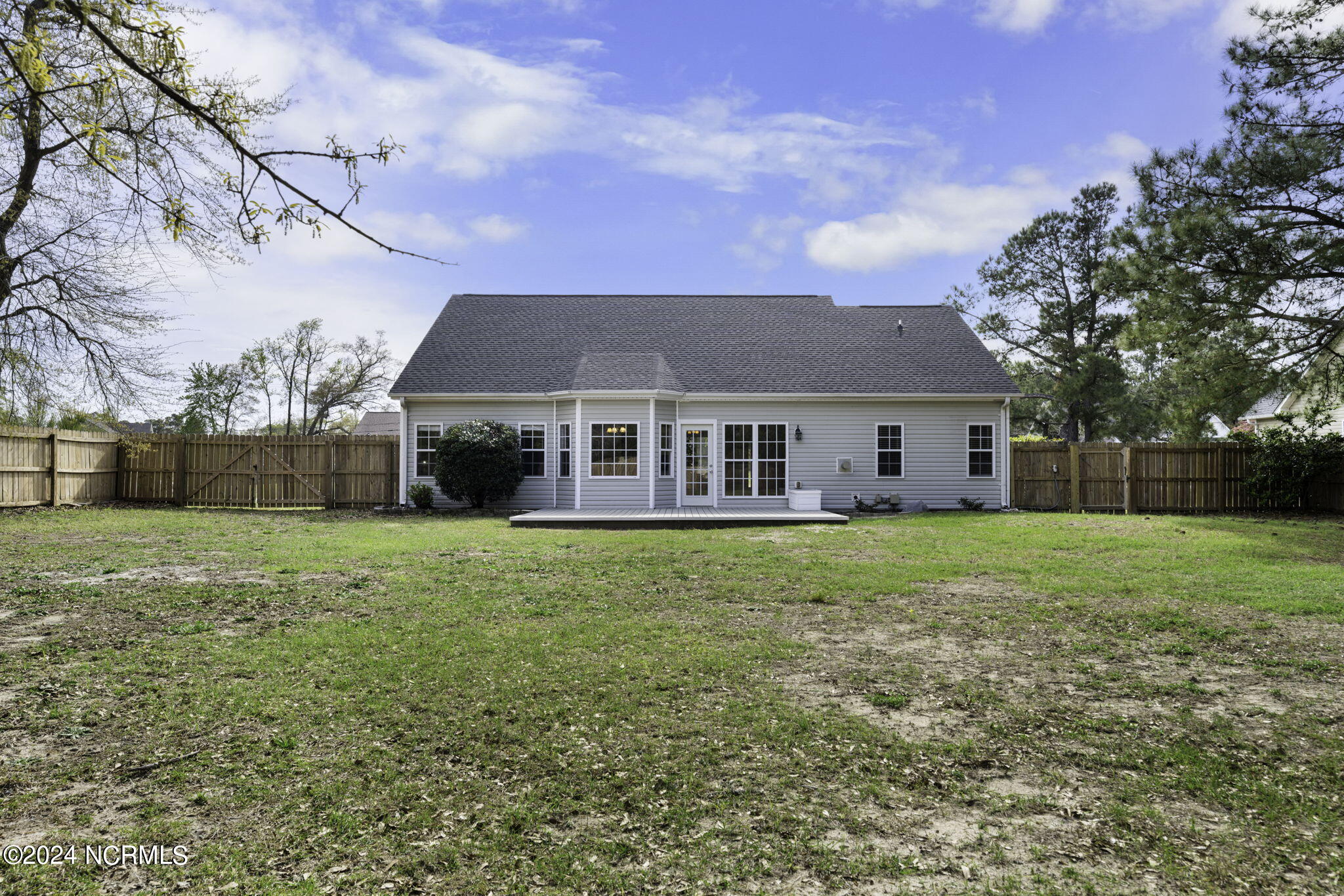 825 Washington Acres Road Hampstead, NC 28443 - Photo 14 of 41 14-web-or-mls-825 Washington Acres Rd -
