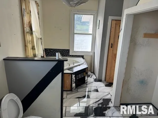 $49,900 | 812 North Orchard Street, Pittsfield, IL 62363