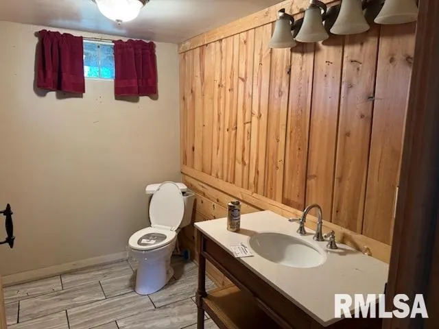 $49,900 | 812 North Orchard Street, Pittsfield, IL 62363