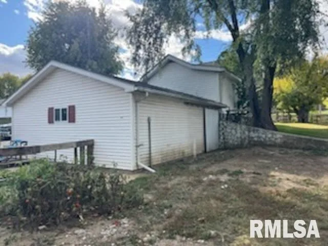 $49,900 | 812 North Orchard Street, Pittsfield, IL 62363