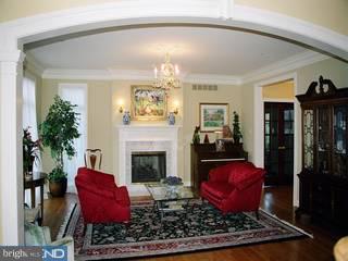 1006 Whitegate Road Wayne, PA 19087 - Photo 2 of 6